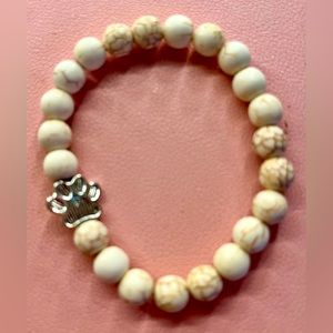 NEW CREAM AND MARBLE PAWS BRACELET